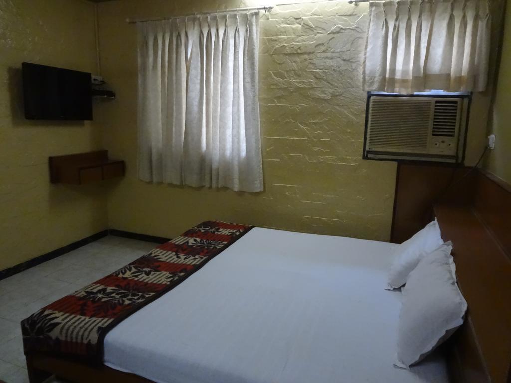 Hotel Happy Home Βομβάη Εξωτερικό φωτογραφία