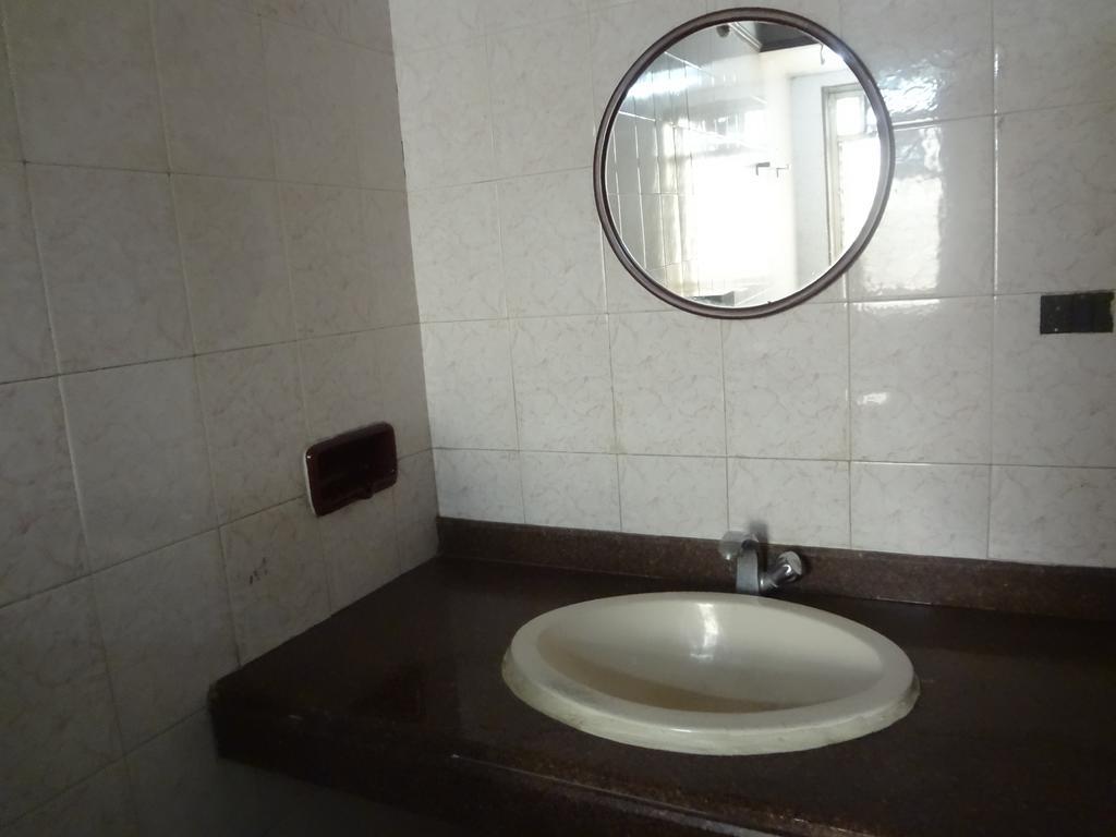 Hotel Happy Home Βομβάη Εξωτερικό φωτογραφία