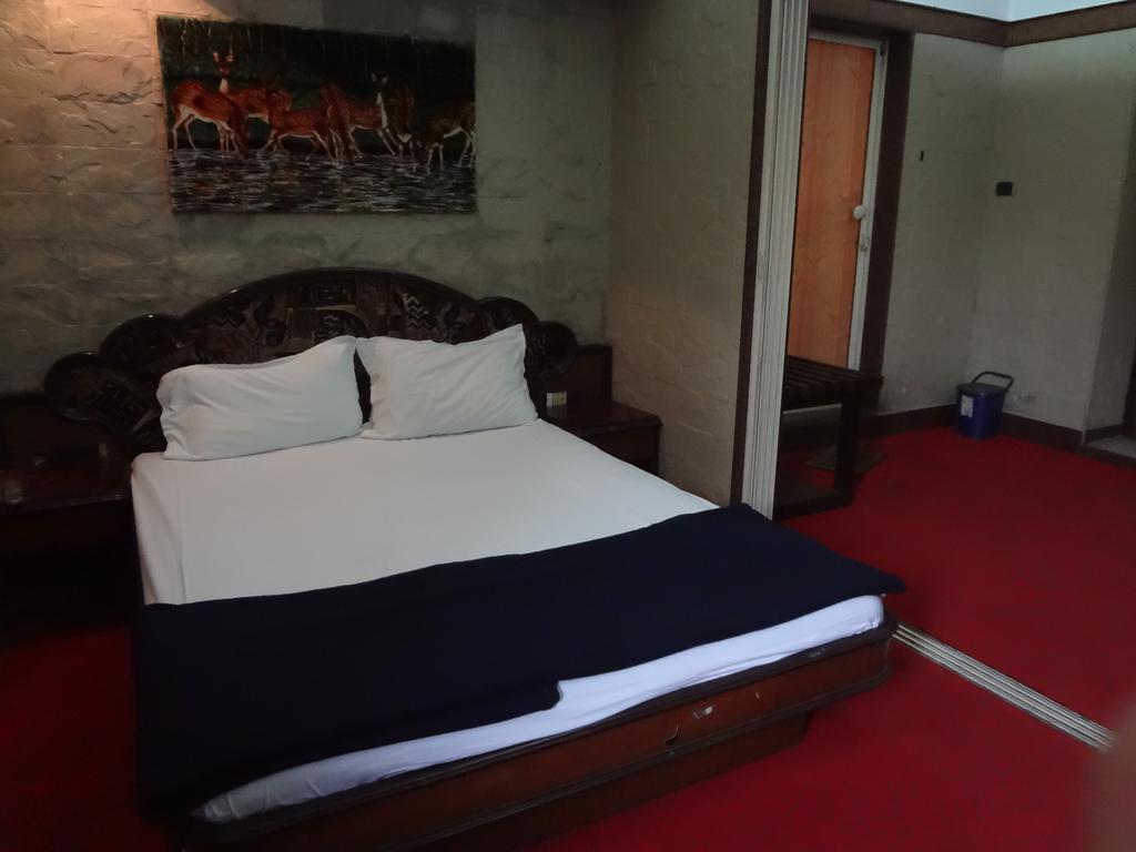 Hotel Happy Home Βομβάη Εξωτερικό φωτογραφία