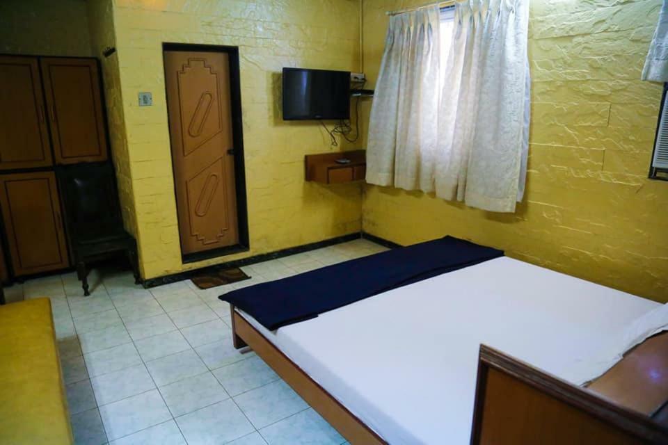 Hotel Happy Home Βομβάη Εξωτερικό φωτογραφία